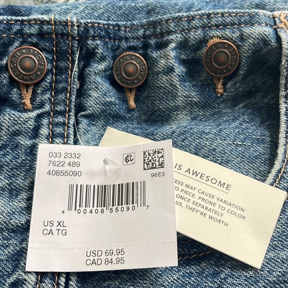 NWT Hard-to-Find American Eagle Overall Denim CutOffs Jean Shorts Summer 2024